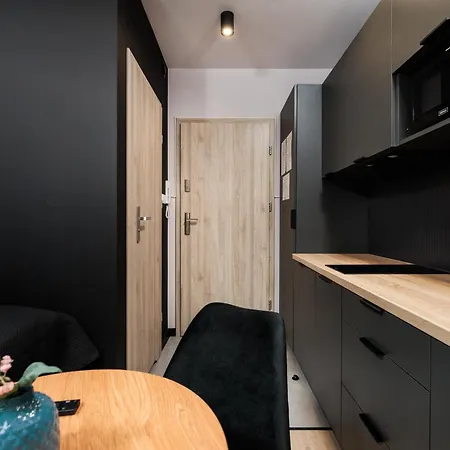 아파트 Cosy Corner - Krowoderska - By Upstairs