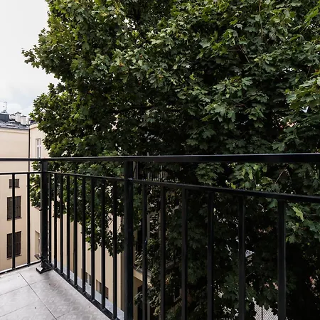 Cosy Corner - Krowoderska - By Upstairs شقة *