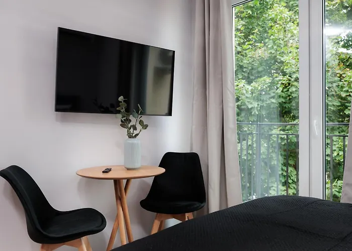 Cosy Corner - Krowoderska - By Upstairs * كراكوفيا